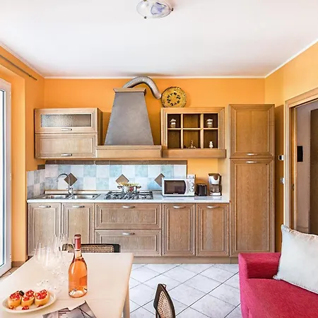 Annamaria 9 By Wonderful Italy Apartment Sirmione